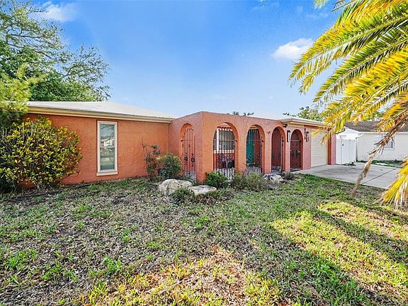 2nd image of 8828 Carmen Ln