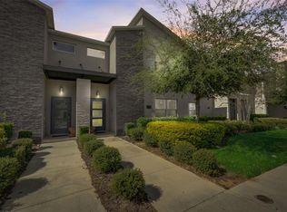 570 Pebble Beach Dr, Kissimmee, FL 33896