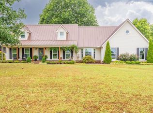 1971 Moody Ln, Cherokee, AL 35616