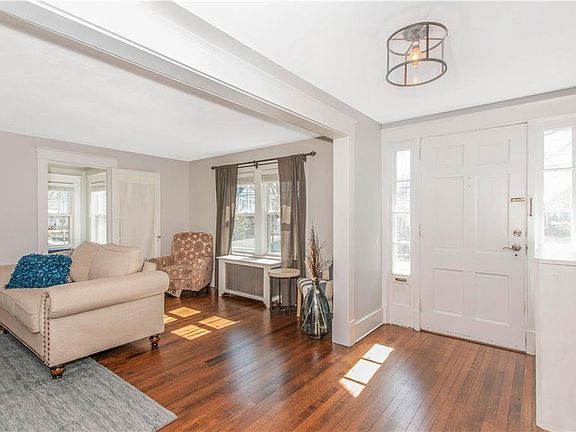 3rd image of 2 Bryant Ave