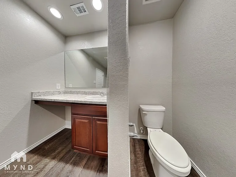 7508 Twin Pine Ct — Photo 11