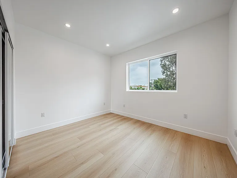 2026 Luxury 3, 4 & 5 Bed Townhomes — Photo 116