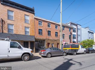 934 New Market St, Philadelphia, PA 19123