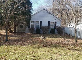 1305 S Roosevelt Rd, Knox, IN 46534