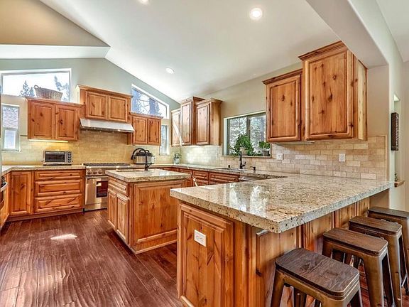 Kitchen (All appliances included)