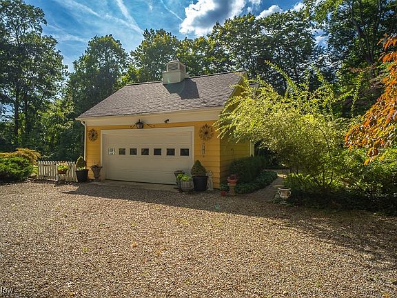 5th image of 3577 Wooddale Dr
