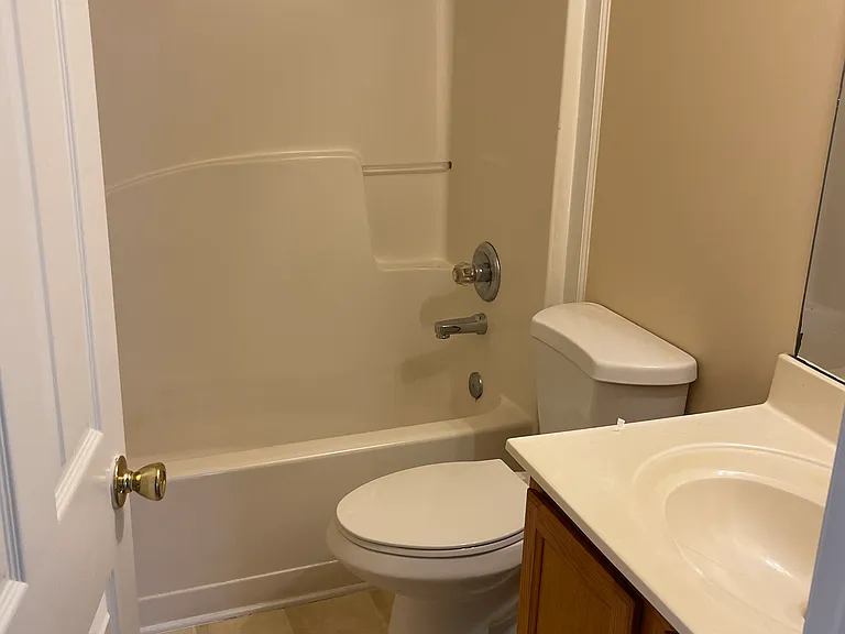 4869 Hairston Park Sq — Photo 5