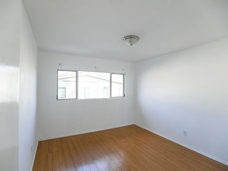 262 S Sycamore Ave #20 — Photo 13