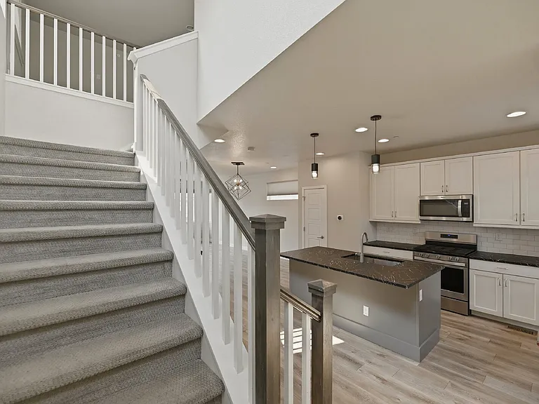 8864 Yates Dr — Photo 9