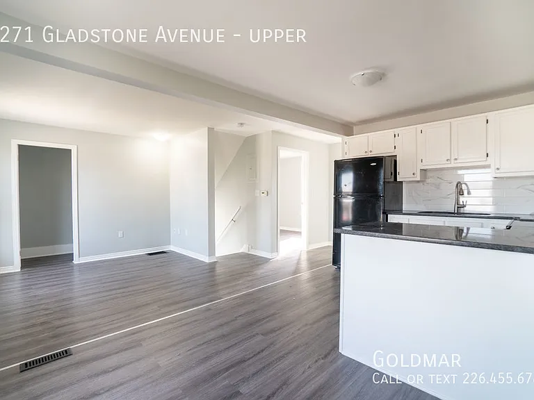1271 Gladstone Ave #2 — Photo 4