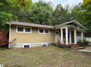 6393 Center Rd, Traverse City, MI 49686