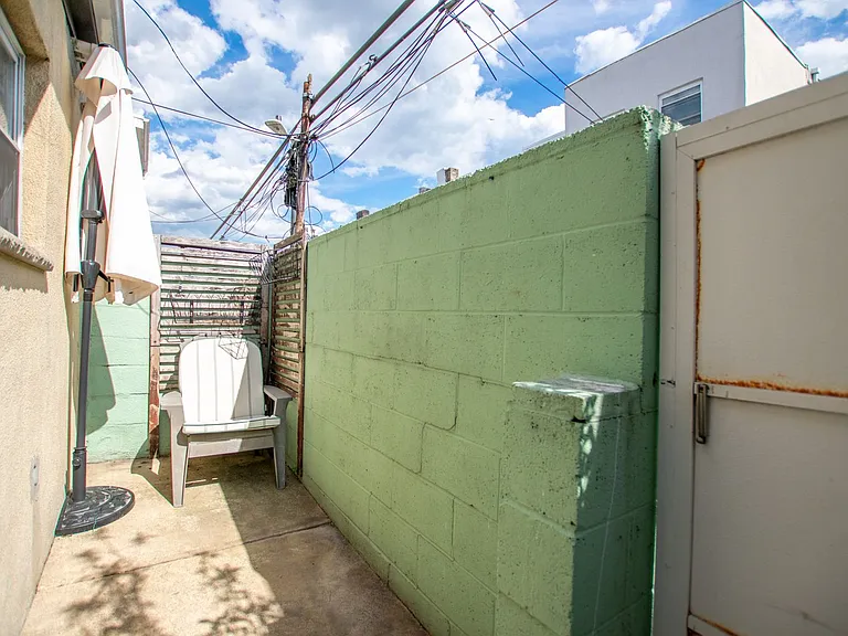 138 Mercy St — Photo 7