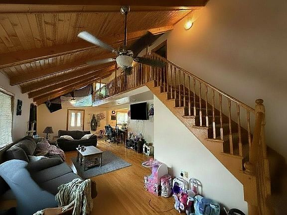 5th image of N4909 State St