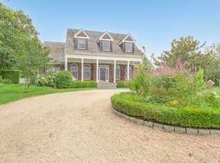 3 Uncle Leos Ln, Water Mill, NY 11976