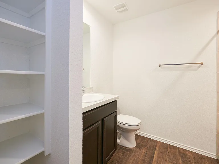 16877 Short Pines Dr — Photo 18
