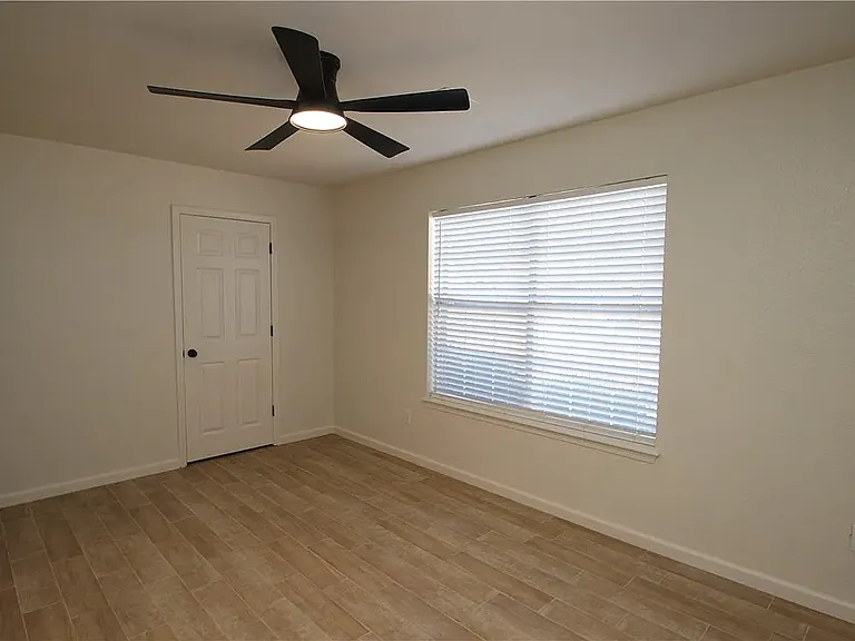 1601 SE Audry Ln — Photo 13