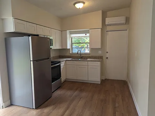 1123 S Lee Ave Photo 1