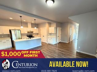 871 Hickory St NE, Salem, OR 97301