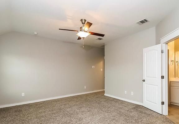 5th image of 8468 High Garden St