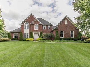 38999 Arbor Ct, Grafton, OH 44044