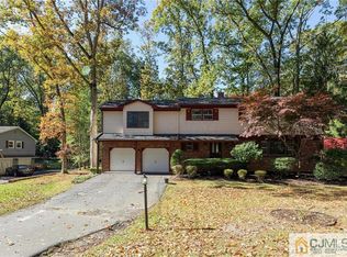 12 Yorktown Rd, East Brunswick, NJ 08816