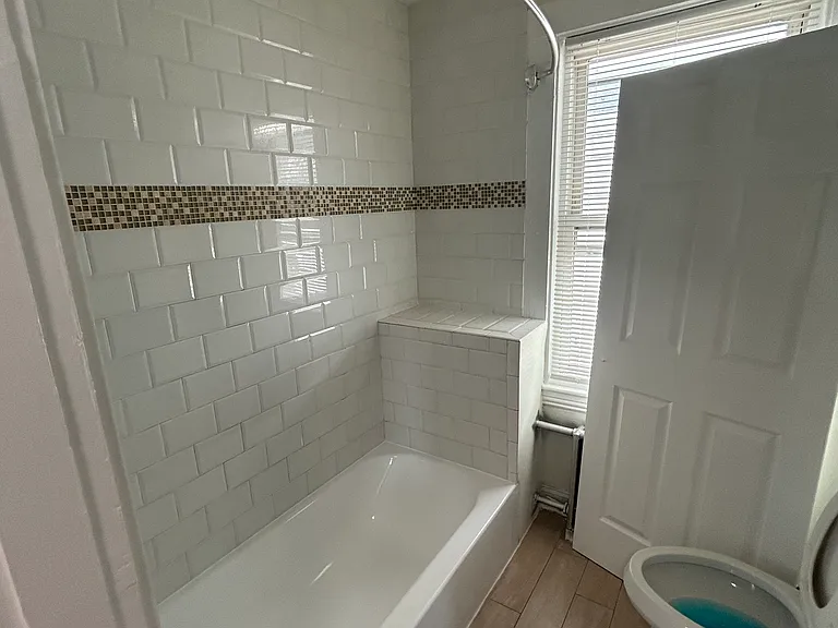 8 Lexington Ter #3 — Photo 11