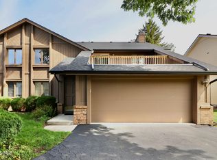 6745 5th Ave, Sylvania, OH 43560
