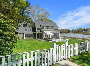 38 Marsh Rd, Kingston, MA 02364
