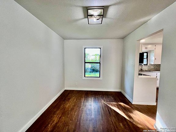 5th image of 500 N Westminster