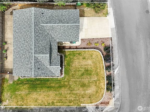 4th image of 3214 Sanderling Drive