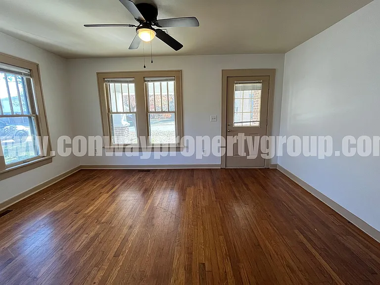1616 Independence Ave — Photo 6