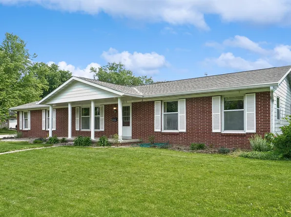2818 Eisenhower Ave, Ames, IA 50010