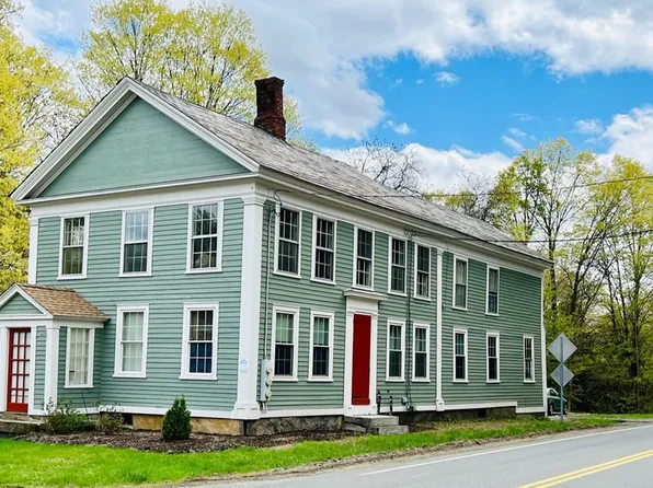 2 South St, Montague, MA 01351