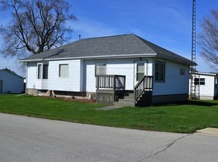 120 E Jackson St, Cullom, IL 60929