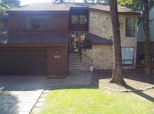 30 Leisure Ln, Spring, TX 77380