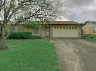 1500 Trammell Dr, Benbrook, TX 76126