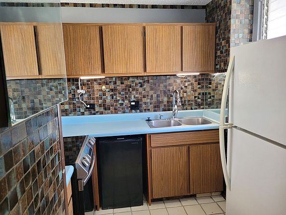 4th image of 1848 Kahakai Dr APT 706