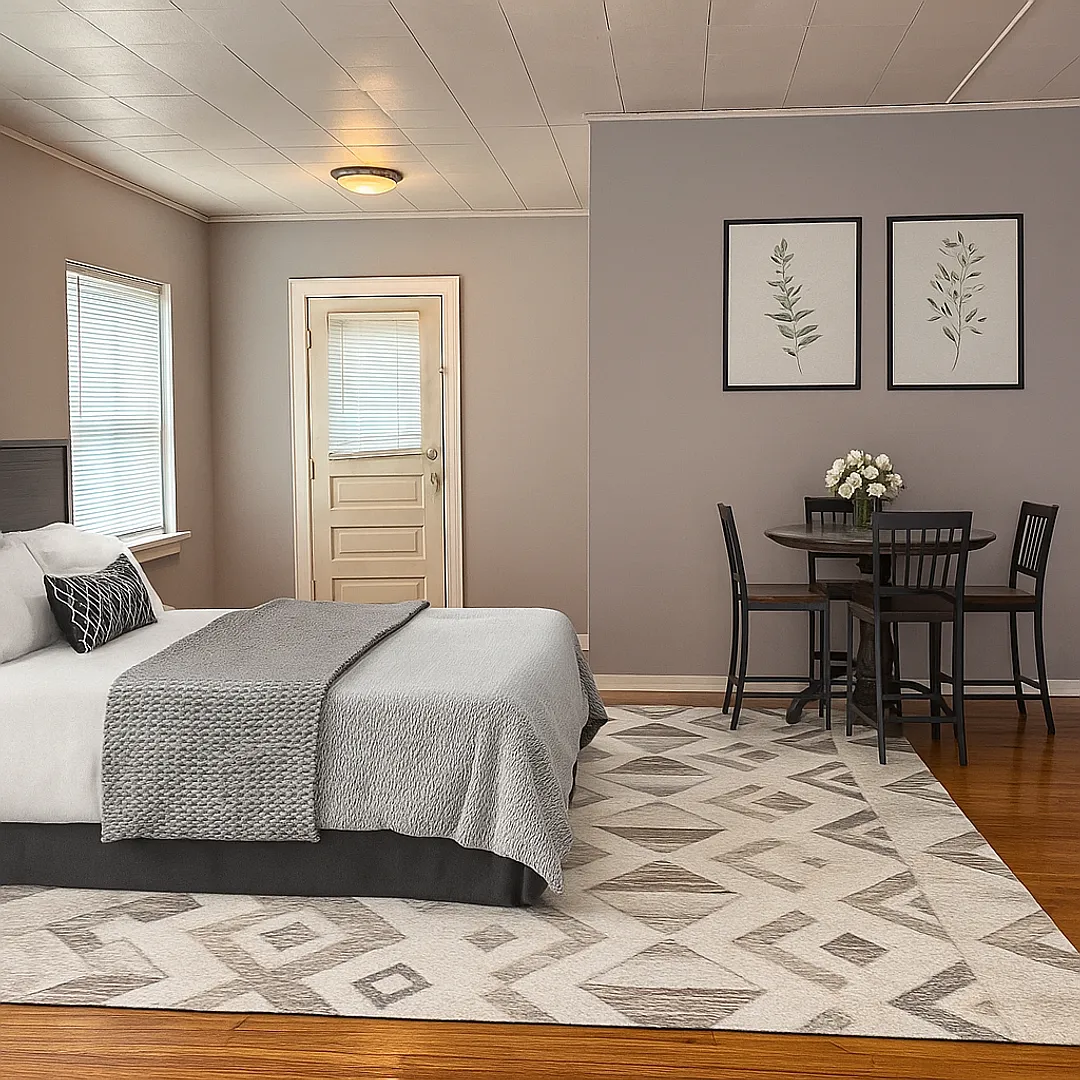 648 S 12th - 12H Apartments — Photo 1