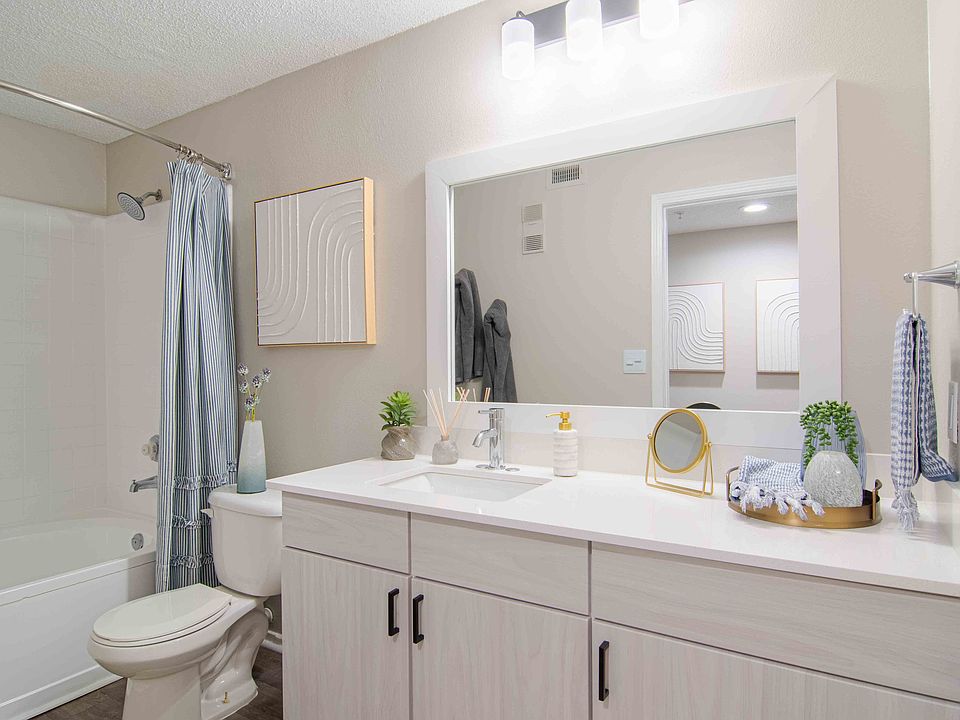 Newly Renovated Bathroom