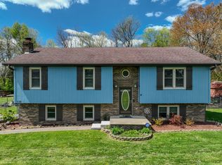 119 Blue Ridge Dr, Berea, KY 40403