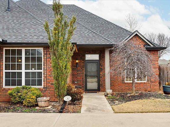 3rd image of 7809 NW Brady Way