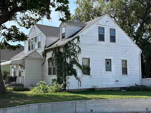 4th image of 2121/2123 Pierce St