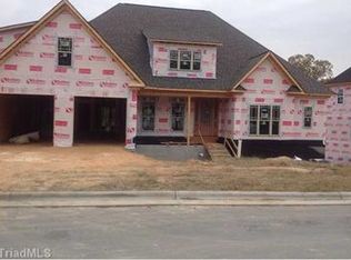442 Ryder Cup Ln, Clemmons, NC 27012