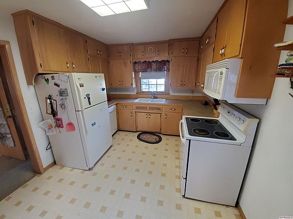4th image of 406 11th St N