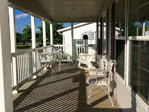 Large front Porch