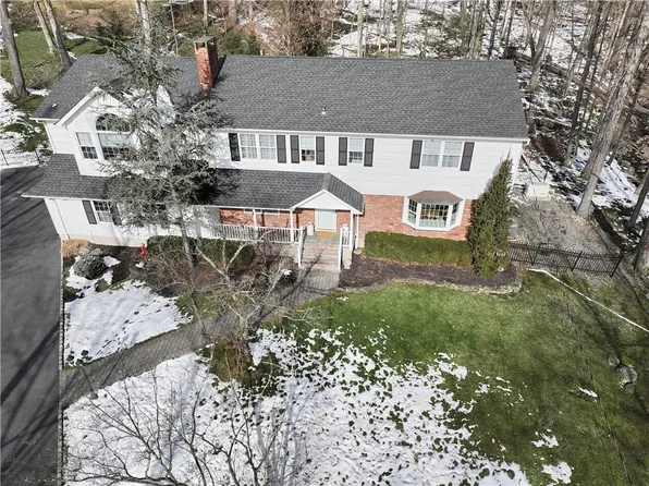 3 Cherry Lane, Airmont, NY 10952