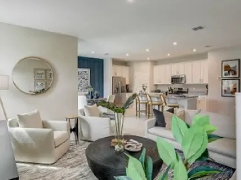 721 Crown Rose Dr — Photo 6
