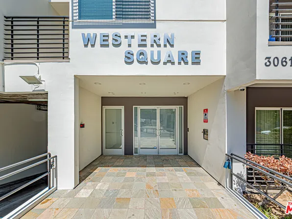 3061 W 12th Pl Unit 204, Los Angeles, CA 90006