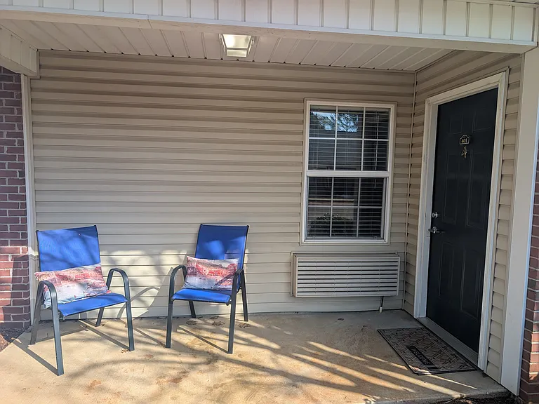 180 W Dublin Dr — Photo 51
