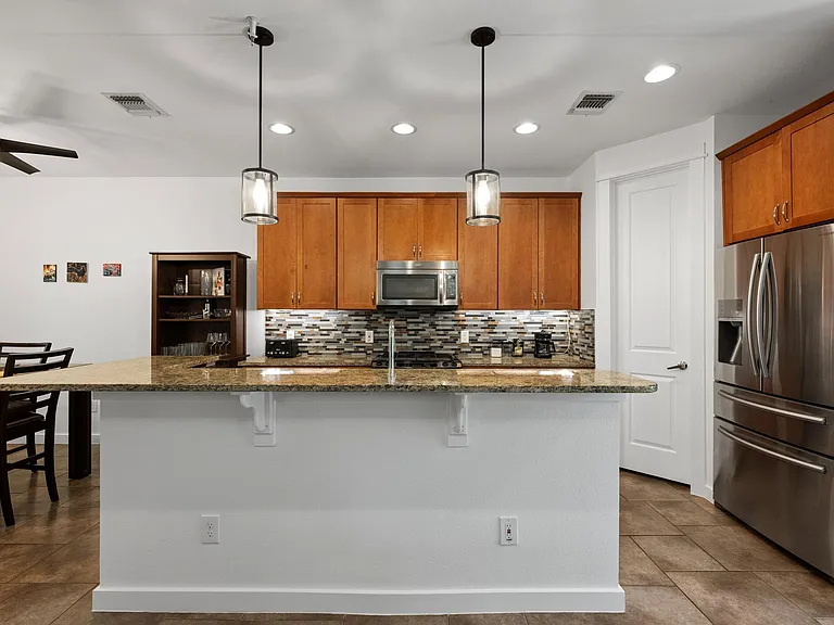 2208 Schriber St #B — Photo 8